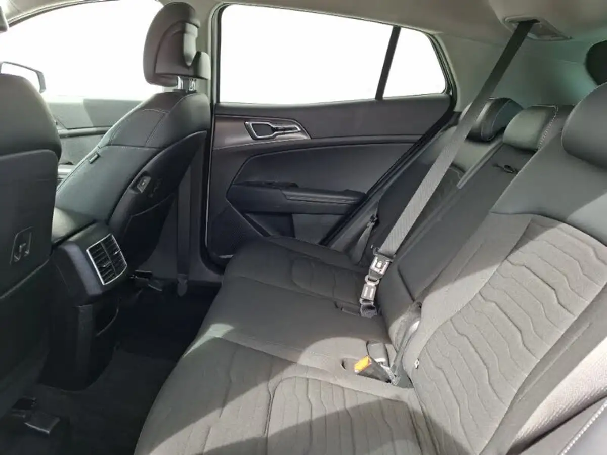 2023-kia-sportage-16-t-gdi-3-148bhp-big-5