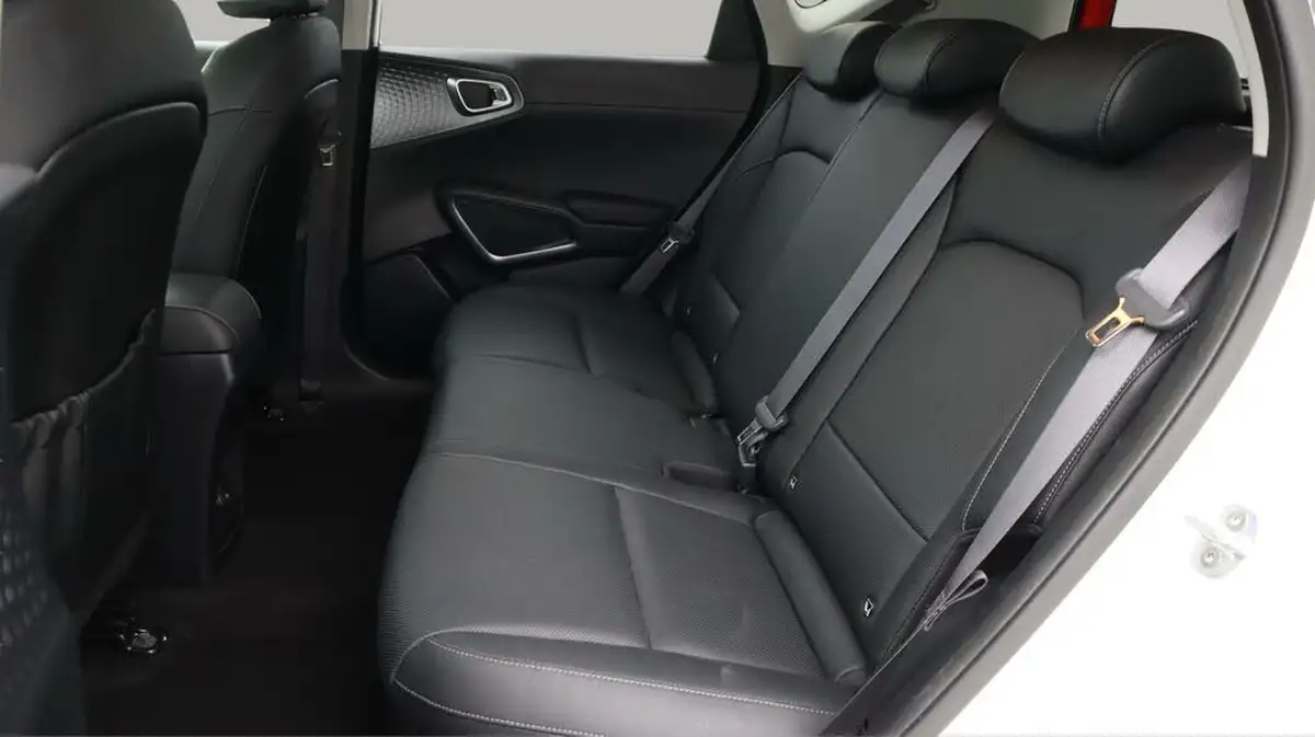 2021-kia-soul-ev-first-edition-big-16