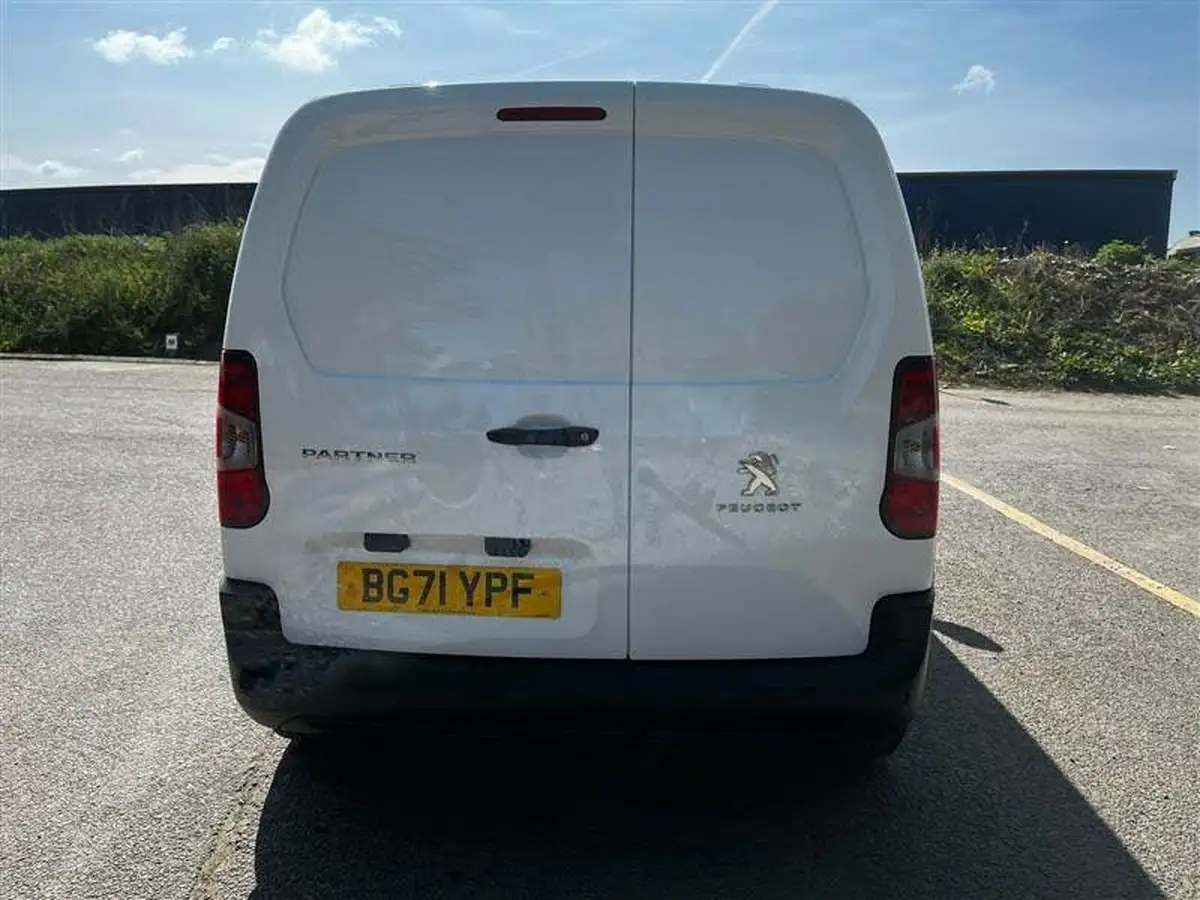 2021-peugeot-partner-15-bluehdi-1000-professional-premium-100pseu6d-big-11