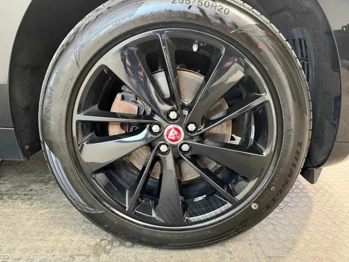 2021-jaguar-f-pace-20-d200-r-dynamic-se-mhev-big-36