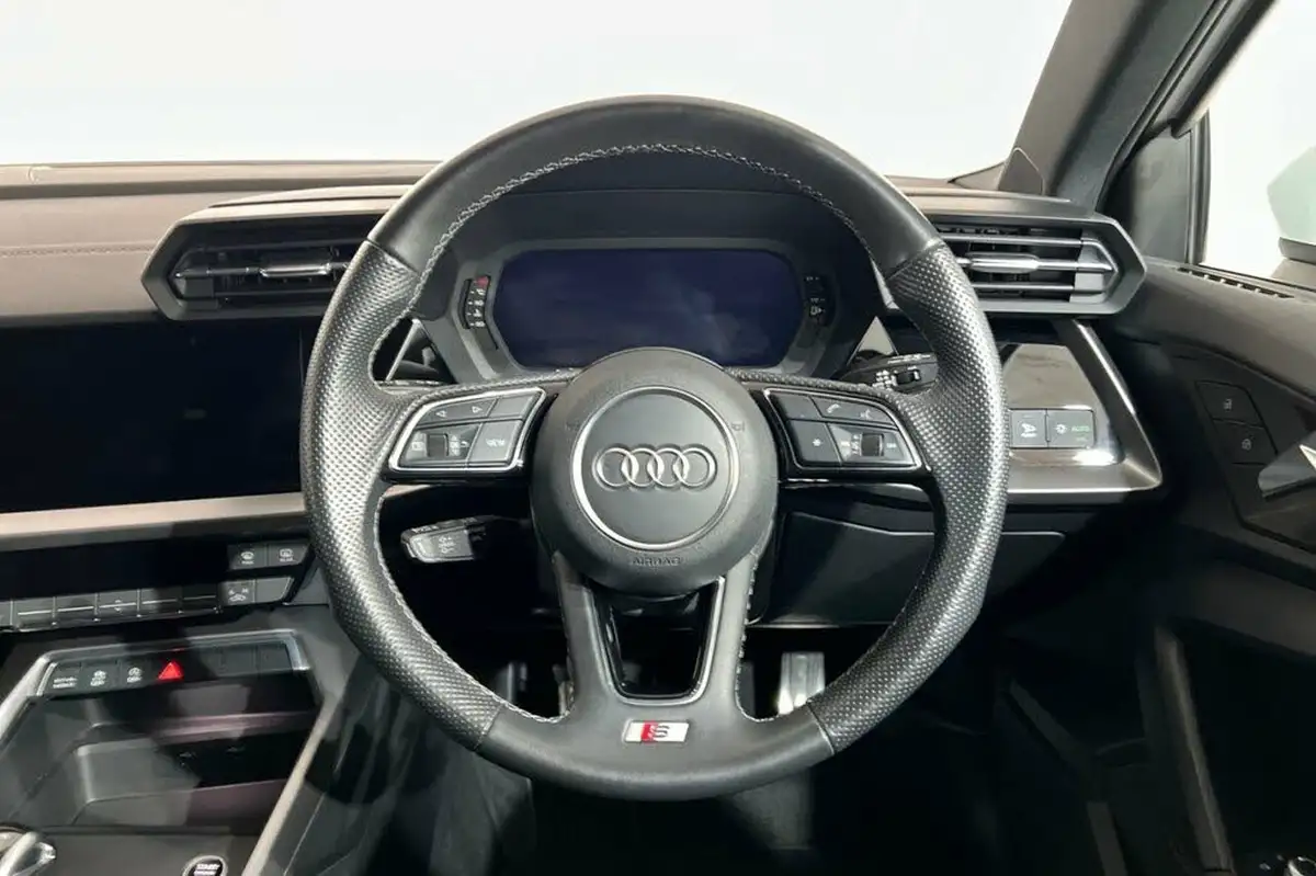 2022-audi-a3-15-35-tfsi-s-line-sportback-5d-big-21