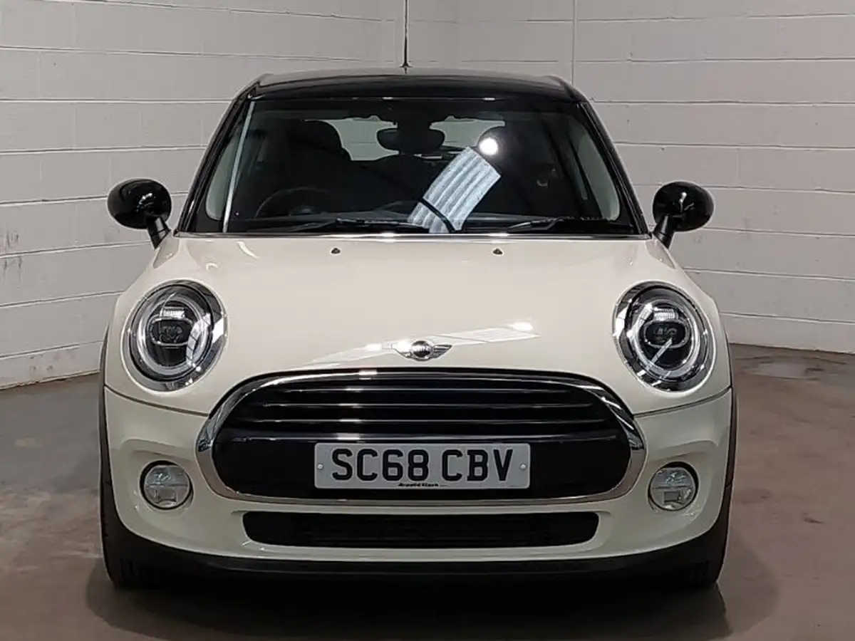 2019-mini-cooper-15-cooper-classic-ss-hatchback-5d-big-11