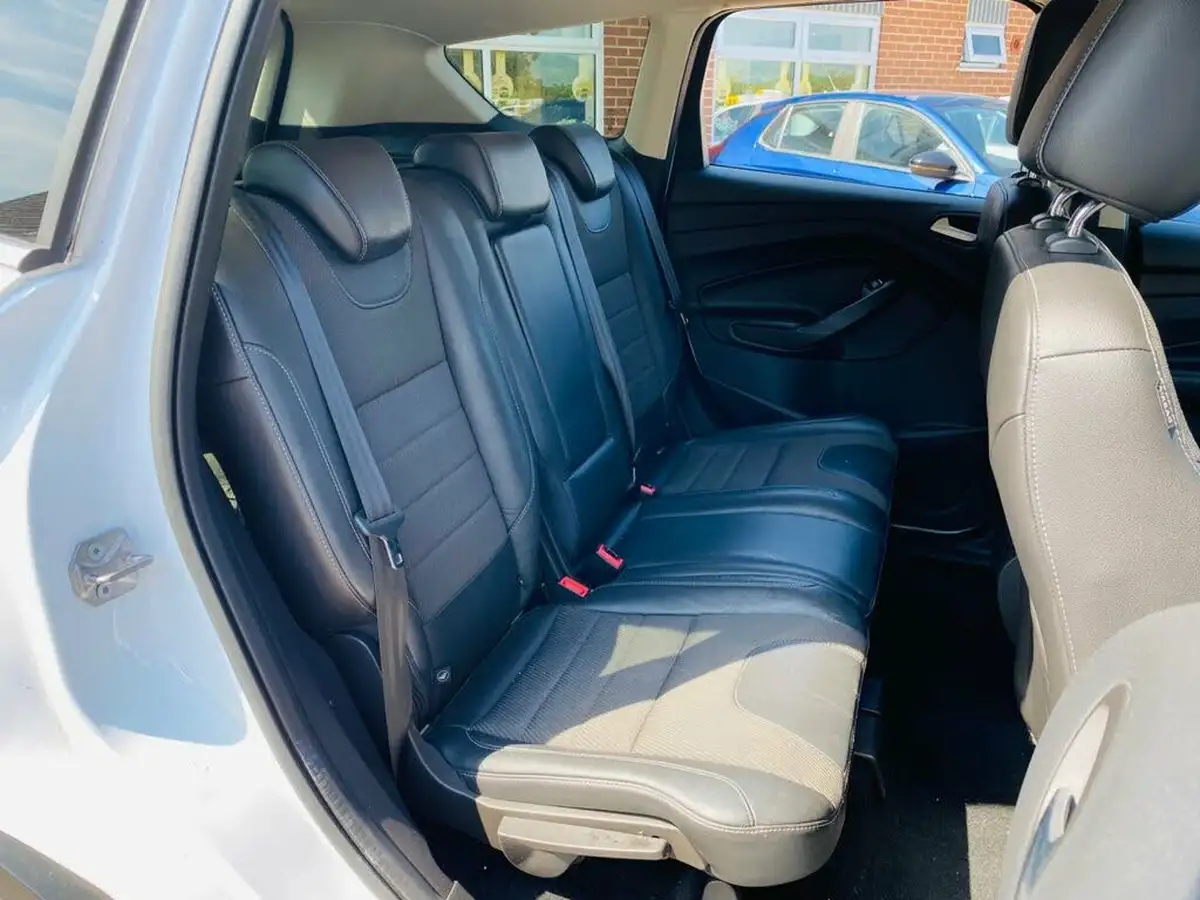 2016-ford-kuga-20tdci-titanium-150ps-big-15