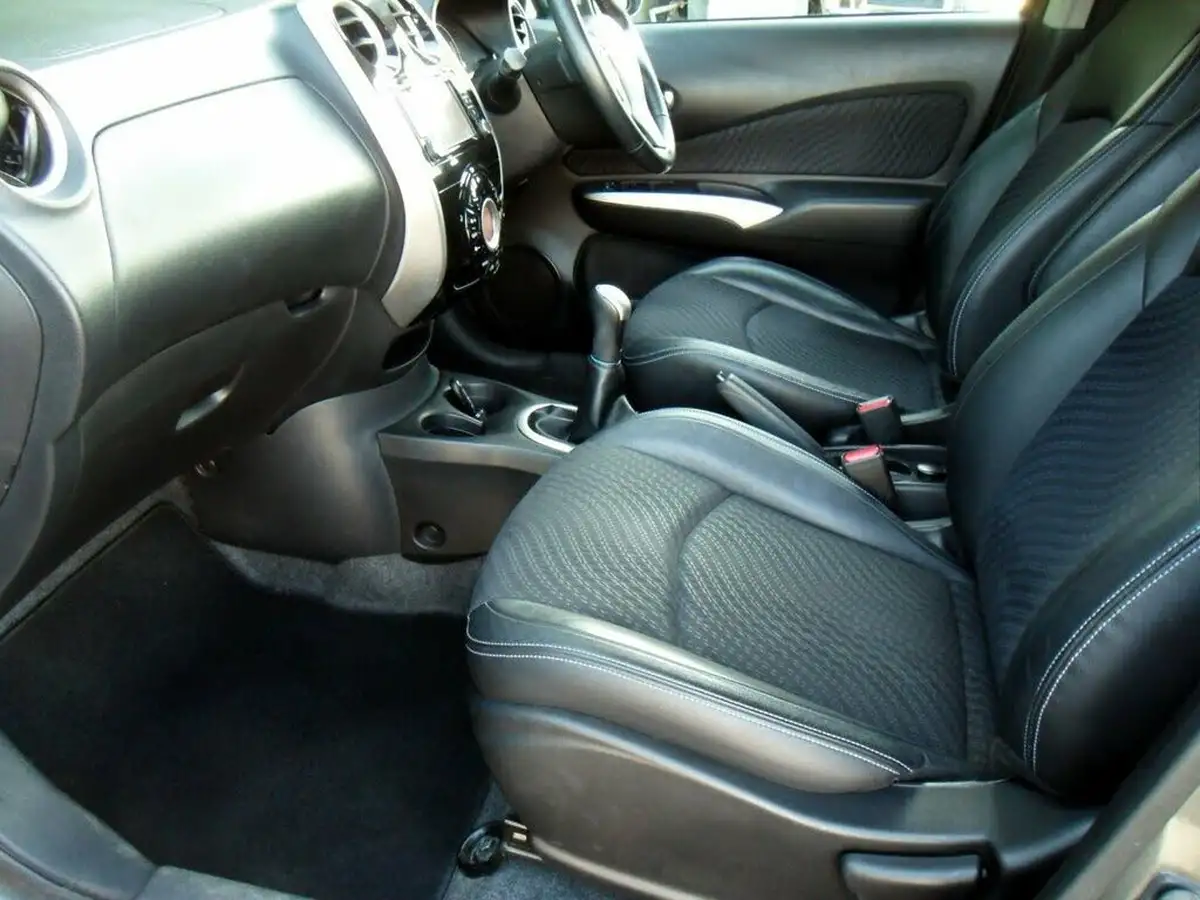 2015-nissan-note-12-tekna-big-53
