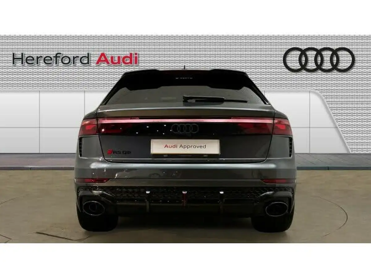 2024-audi-rs-q8-40-tfsi-launch-edition-big-7
