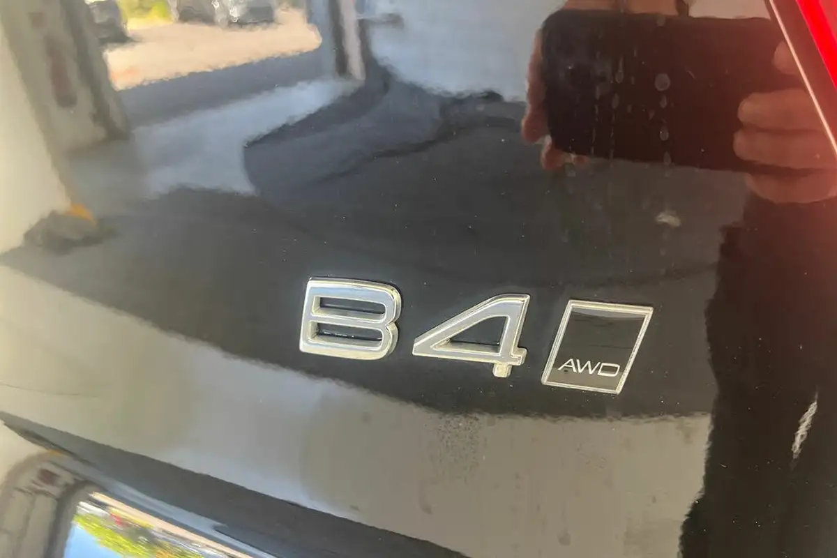 2021-volvo-xc40-20-b4-momentum-197bhp-awd-geartronic-big-20