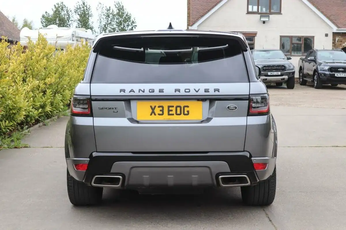 2020-land-rover-range-rover-sport-30-sdv6-hse-dynamic-big-16