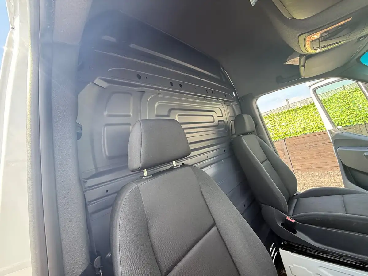2018-mercedes-benz-sprinter-21cdi-311-l2h1-panel-van-rwd-eco-gear-360-big-25