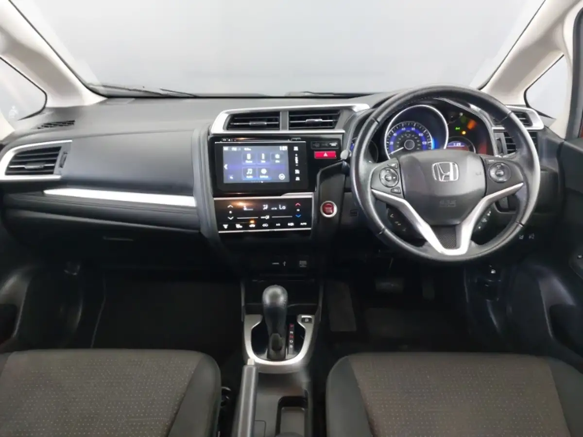 2017-honda-jazz-13-i-vtec-ex-cvt-big-2