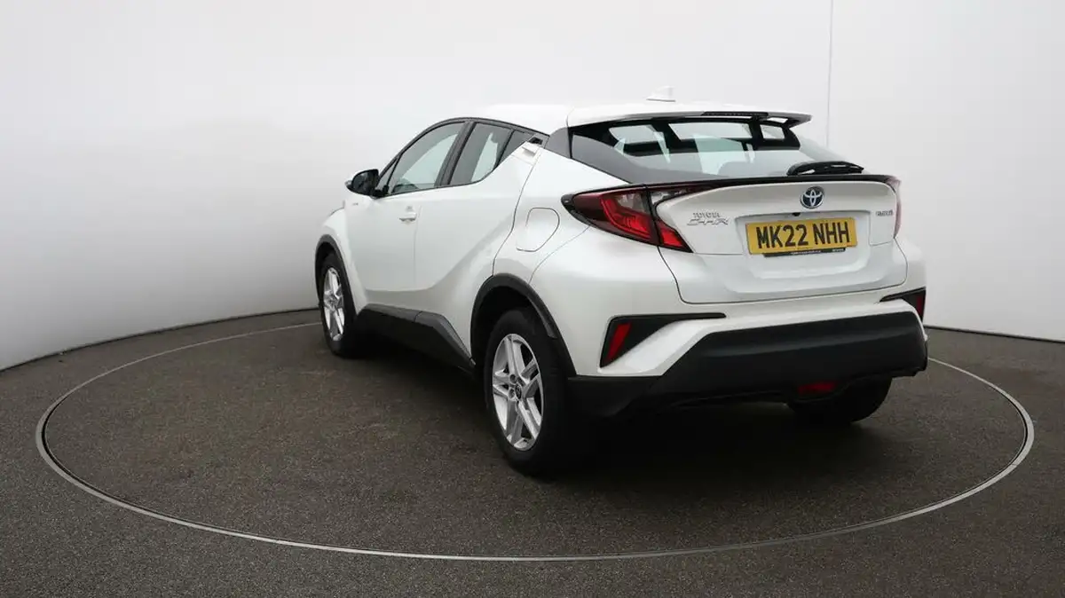 2022-toyota-c-hr-18-vvt-i-icon-big-62