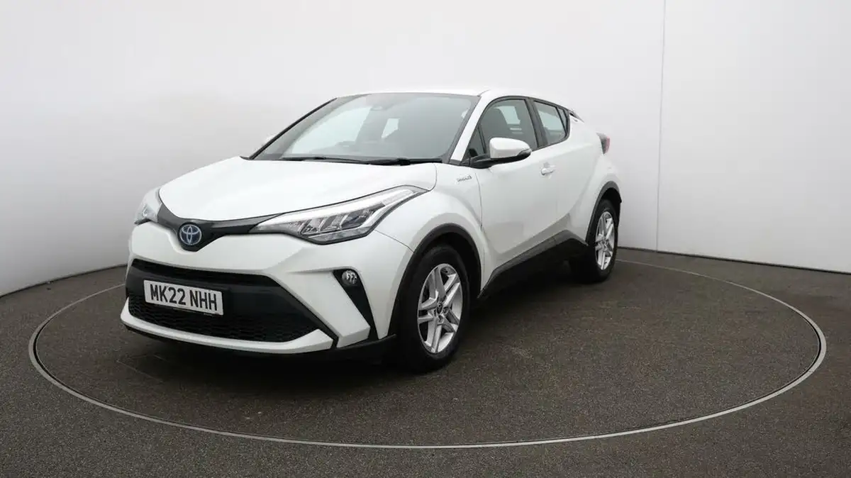 2022-toyota-c-hr-18-vvt-i-icon-big-38