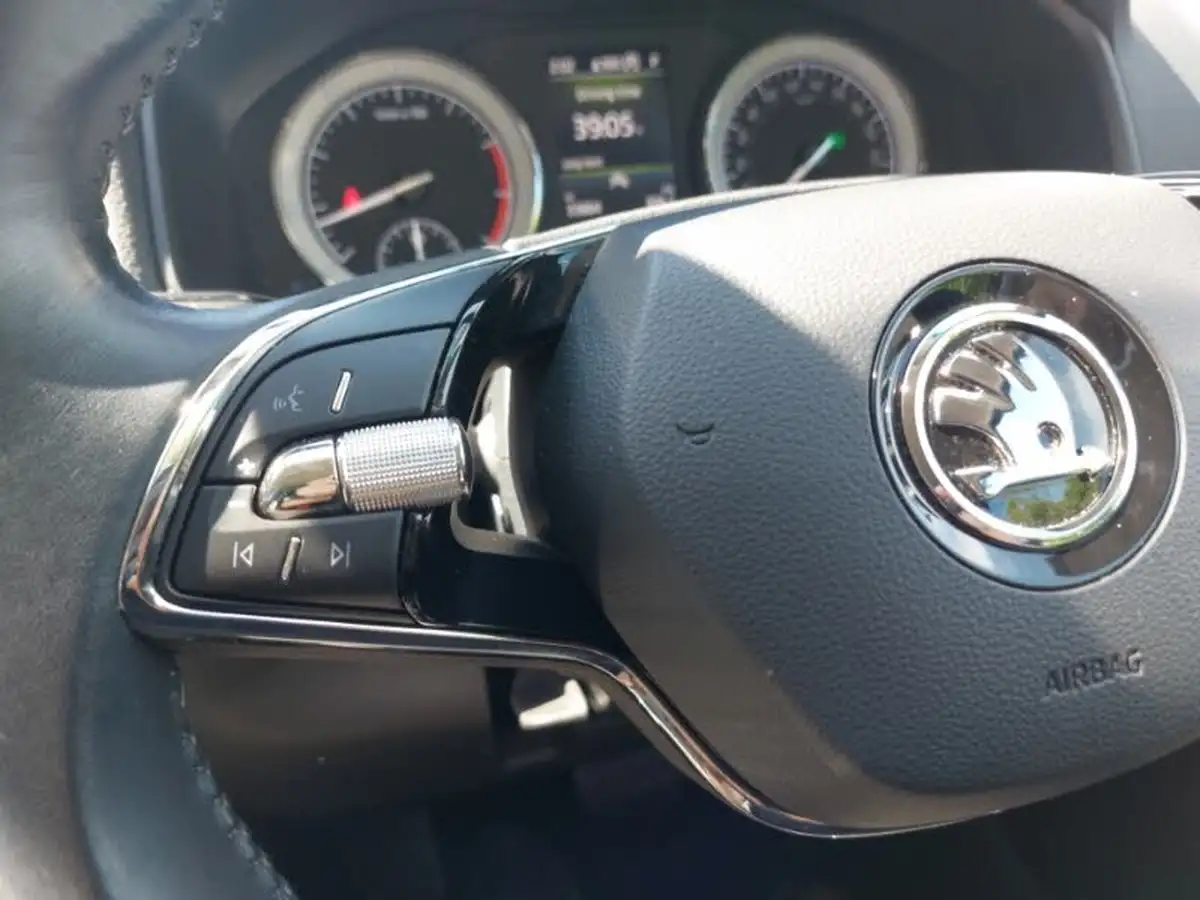 2020-skoda-karoq-15-tsi-se-drive-dsg-big-14