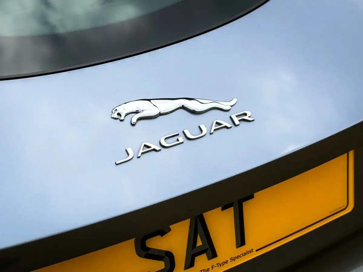 2021-jaguar-f-type-20-i4-r-dynamic-coupe-big-22