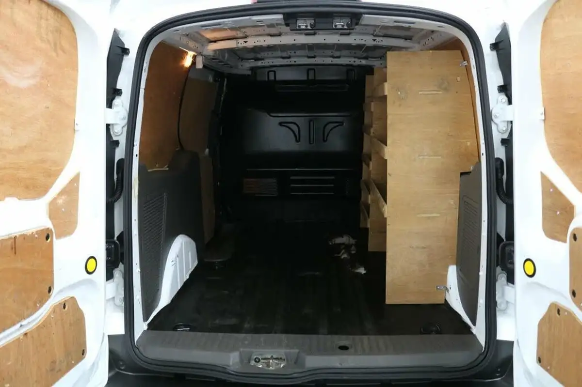 2019-ford-transit-connect-15-ecoblue-l2-240-trend-100pseu6dt-big-15