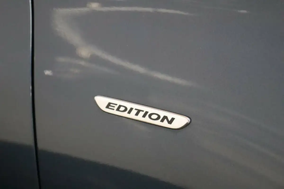 2022-mercedes-benz-a-class-13-a180-amg-line-executive-edition-hatchback-5d-7g-dct-big-13