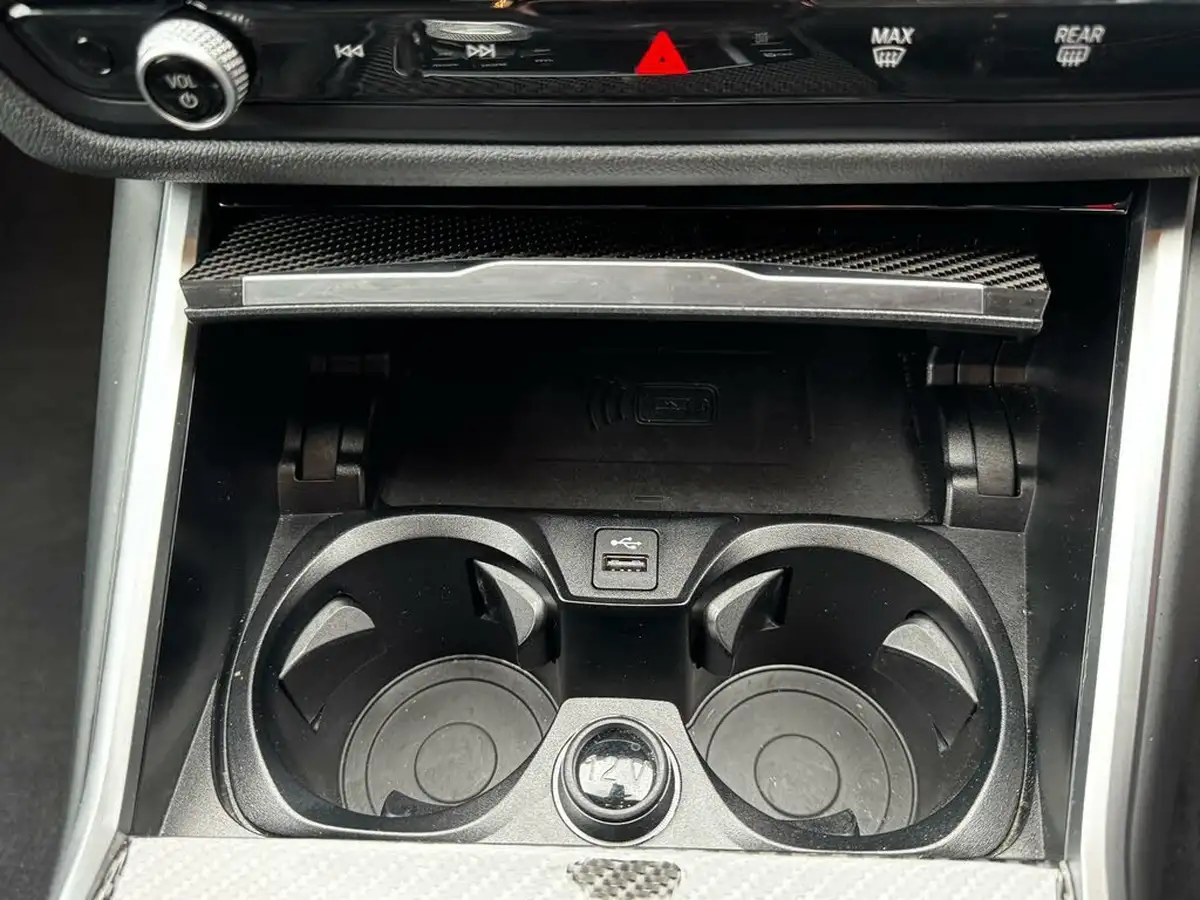 2023-bmw-3-series-30-m3-competition-xdrive-touring-5d-big-35