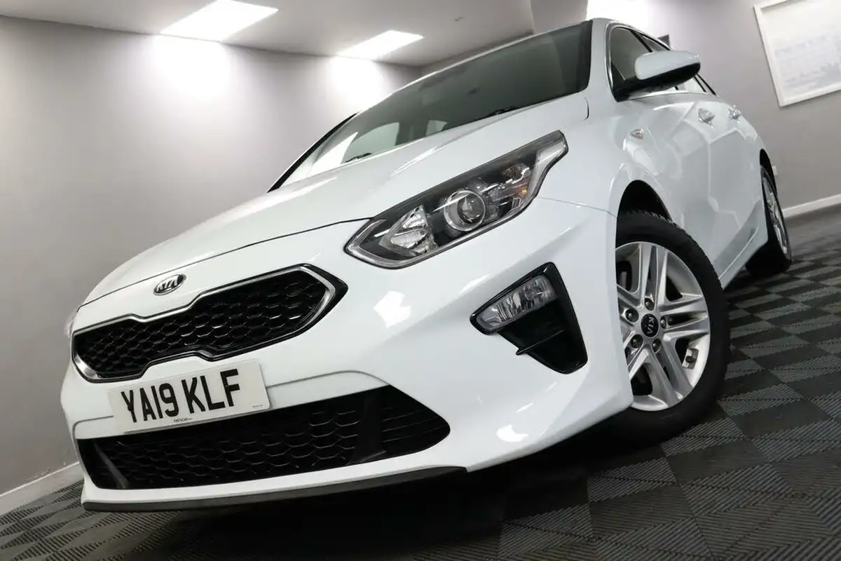 2019-kia-ceed-16crdi-2-eco-hatchback-big-31