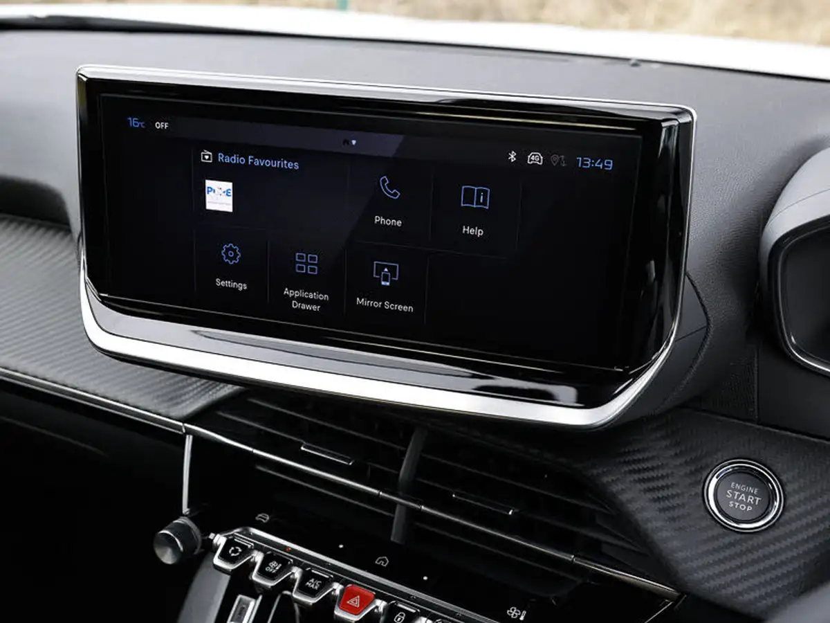 2025-peugeot-2008-suv-12-puretech-allure-130ps-big-11