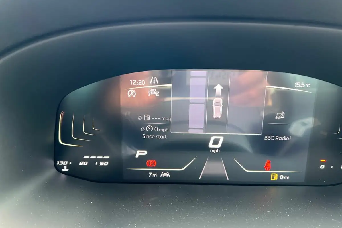 2025-seat-ateca-15-ecotsi-xperience-dsg-big-39