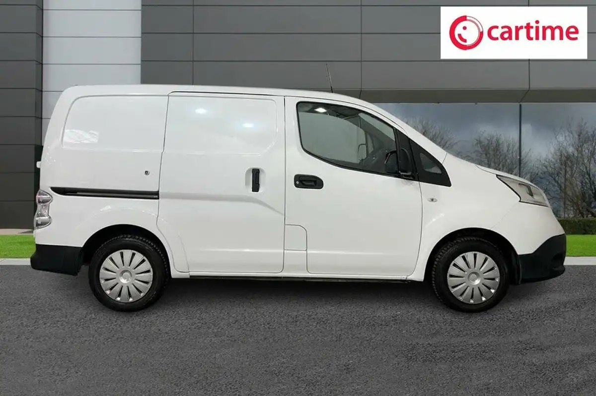 2019-nissan-env200-e-acenta-panel-van-auto-big-1
