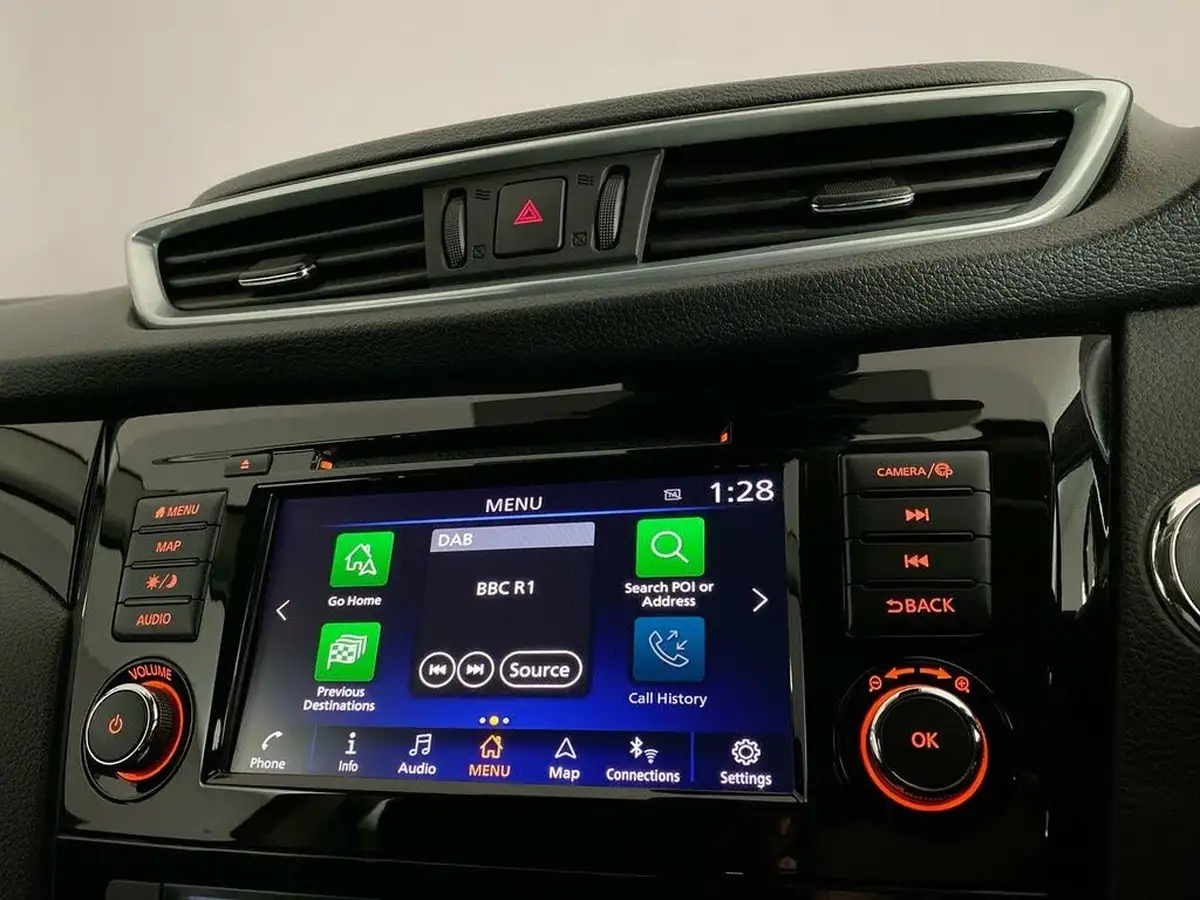 2020-nissan-qashqai-13-dig-t-n-connecta-140ps-big-25