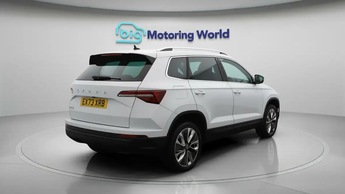 2023-skoda-karoq-15-tsi-se-l-dsg-big-7