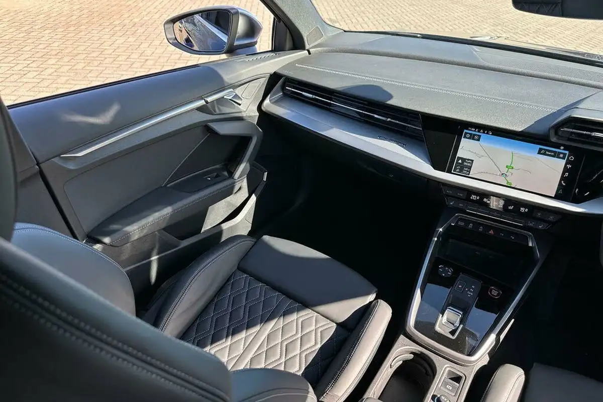 2024-audi-s3-big-36