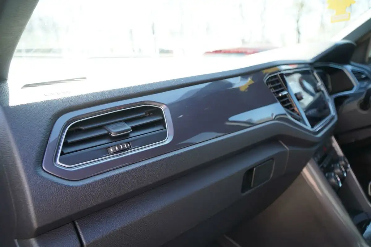 2020-volkswagen-t-roc-20tdi-r-line-dsg-big-20