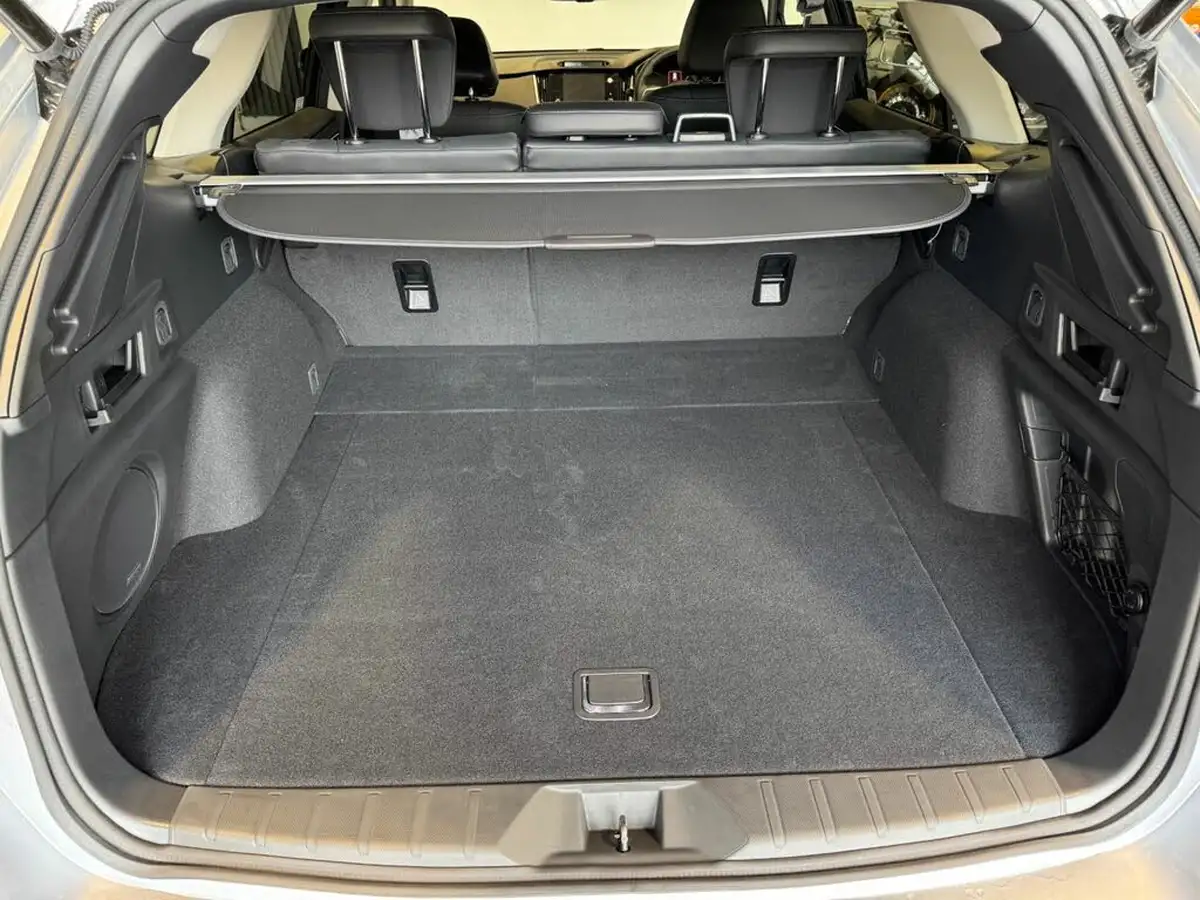 2025-subaru-outback-25i-touring-big-14