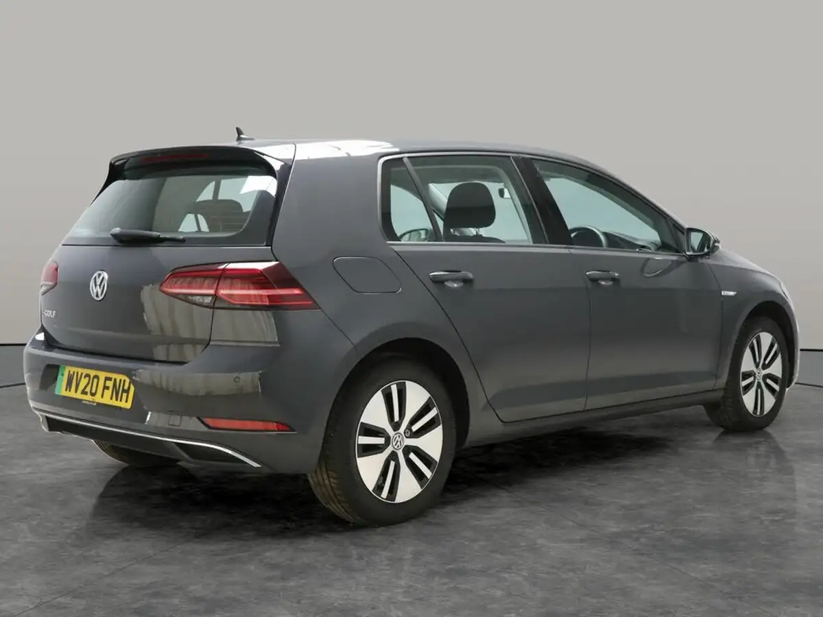 2020-volkswagen-golf-e-e-golf-big-10