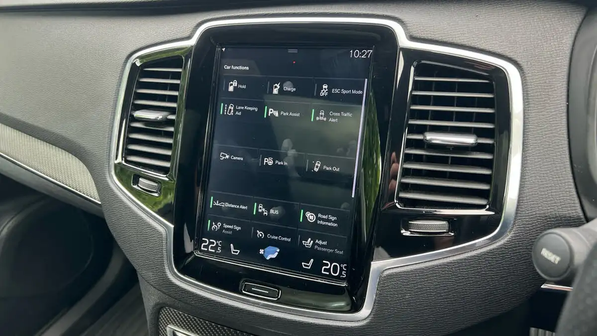 2017-volvo-xc90-20-t8-r-design-pro-twin-engine-big-23