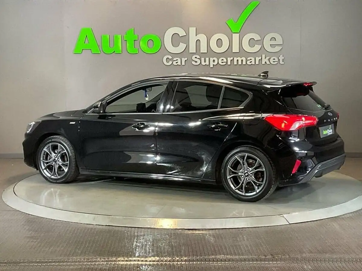 2019-ford-focus-10t-st-line-hatchback-big-11