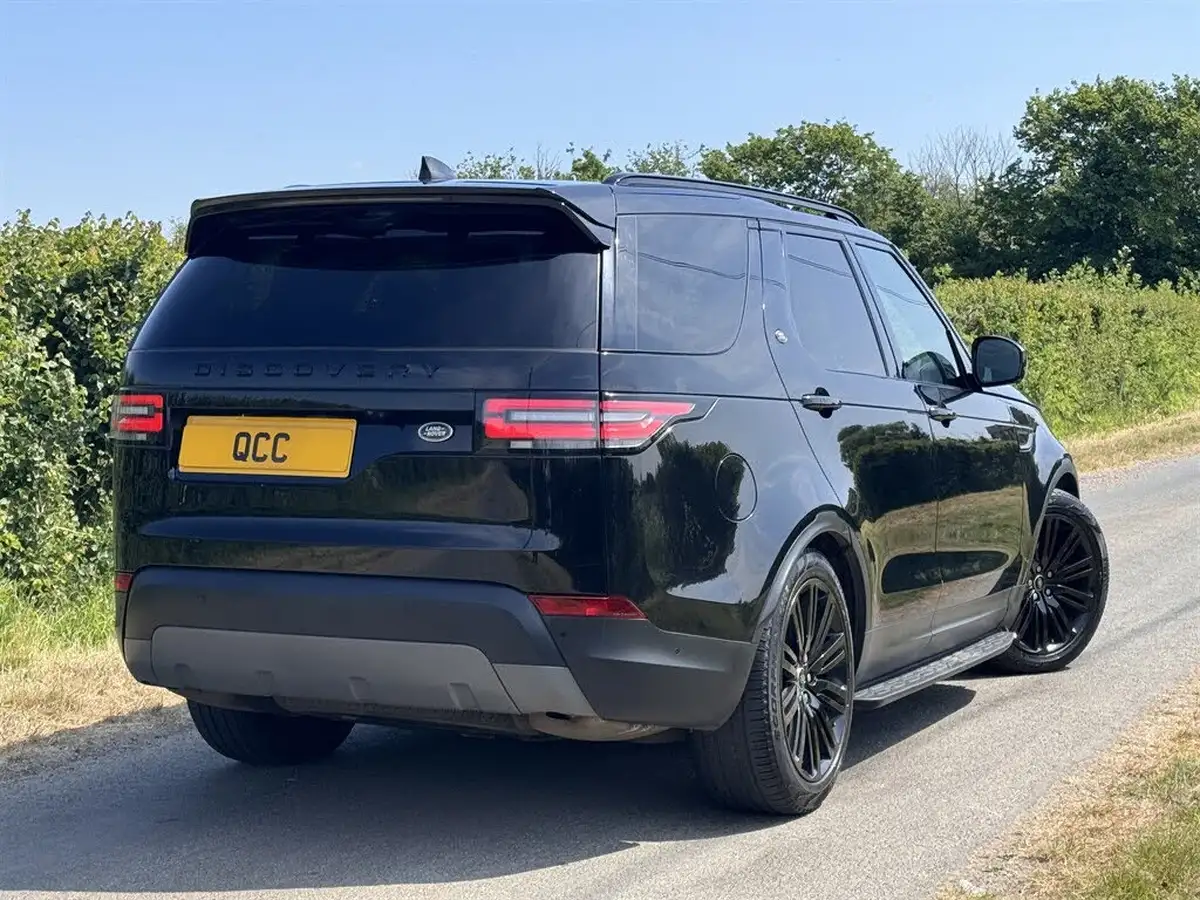 2017-land-rover-discovery-30td6-hse-luxury-big-3