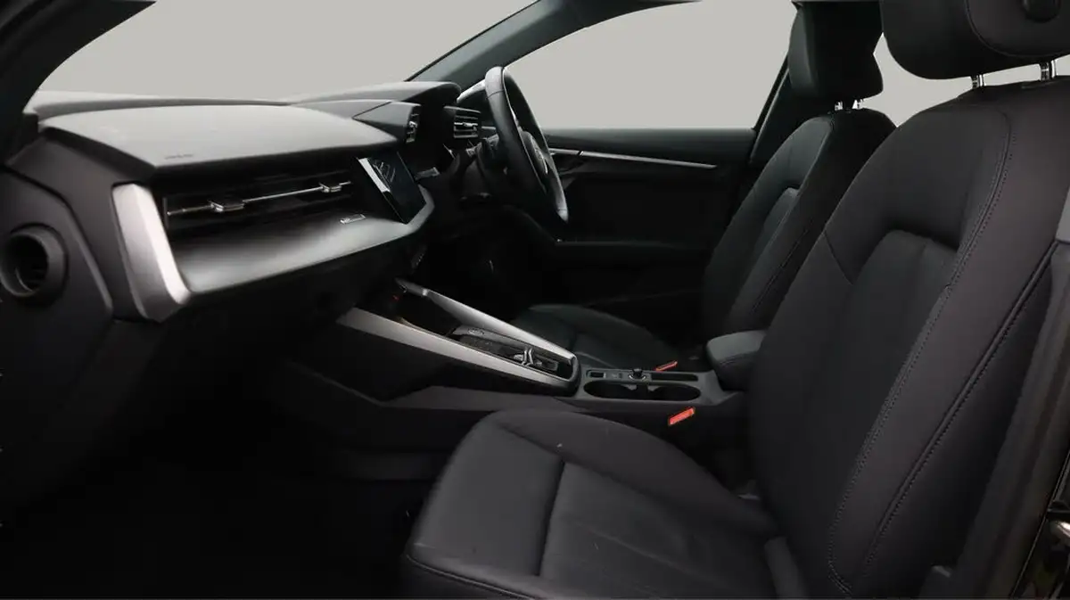2021-audi-a3-15-35-tfsi-sportback-5d-s-tronic-big-14