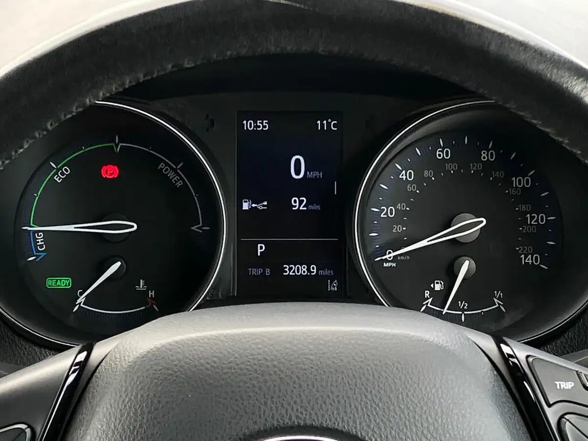 2020-toyota-c-hr-18-vvt-i-icon-parking-pack-big-15