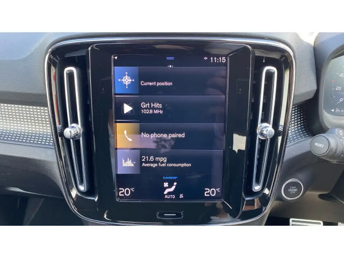 2022-volvo-xc40-15-t4-r-design-big-34