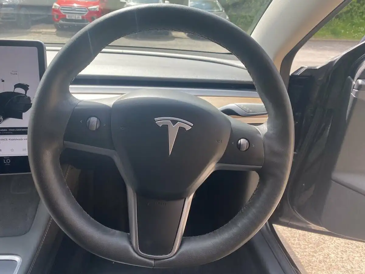 2021-tesla-model-3-e-long-range-4x4-big-10