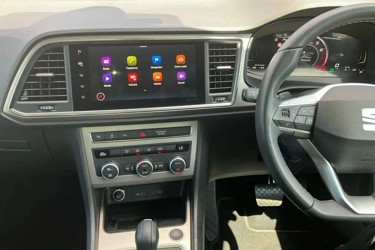 2024-seat-ateca-15-ecotsi-xperience-dsg-big-31
