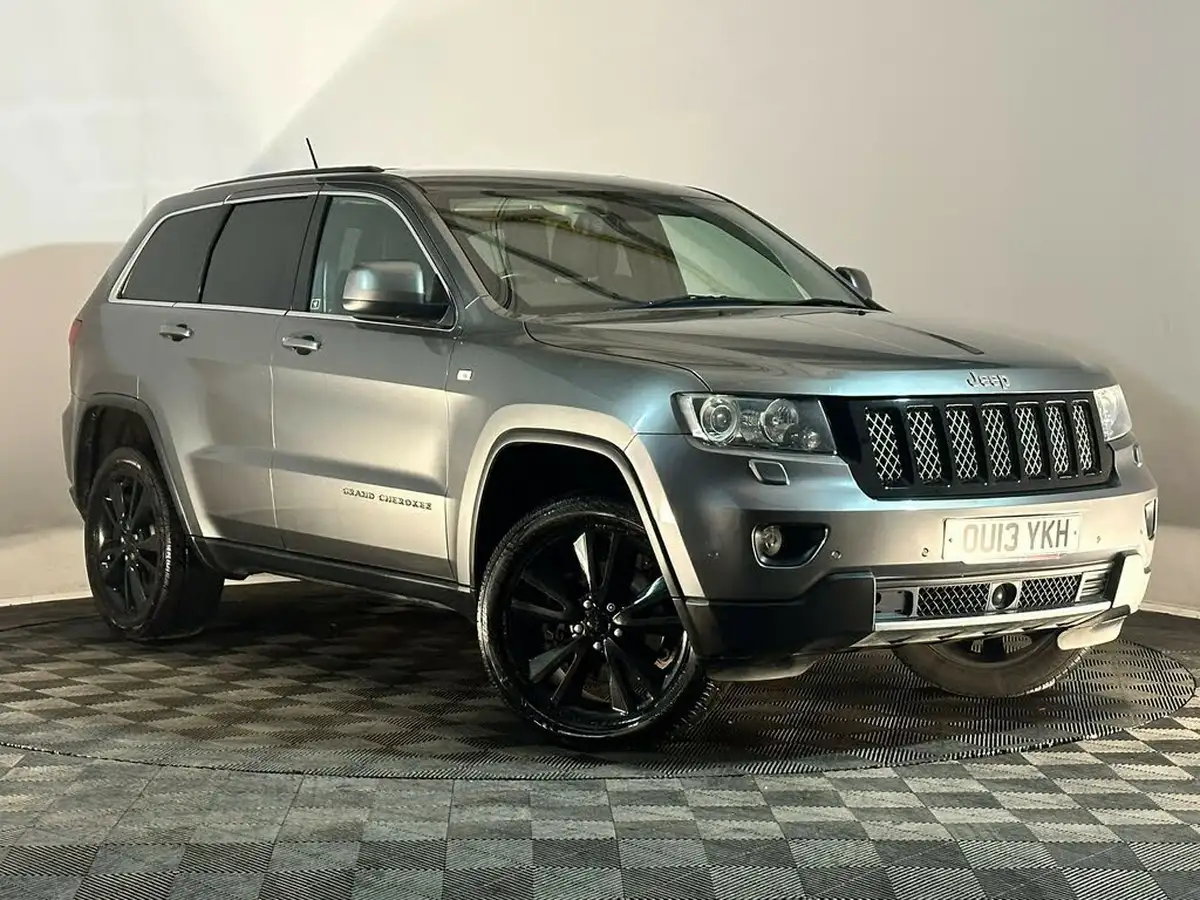 2013-jeep-grand-cherokee-big-0
