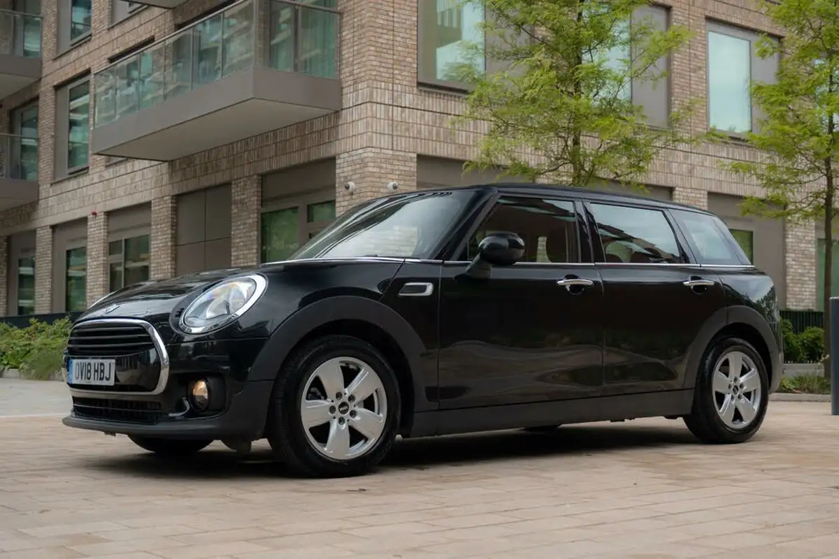 2018-mini-clubman-15-cooper-ss-big-4