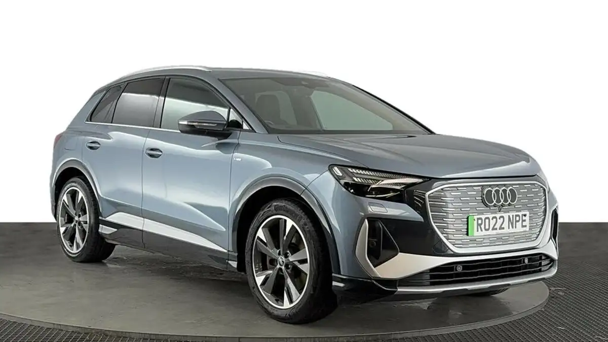 2022-audi-q4-e-tron-50e-s-line-station-wagon-big-1