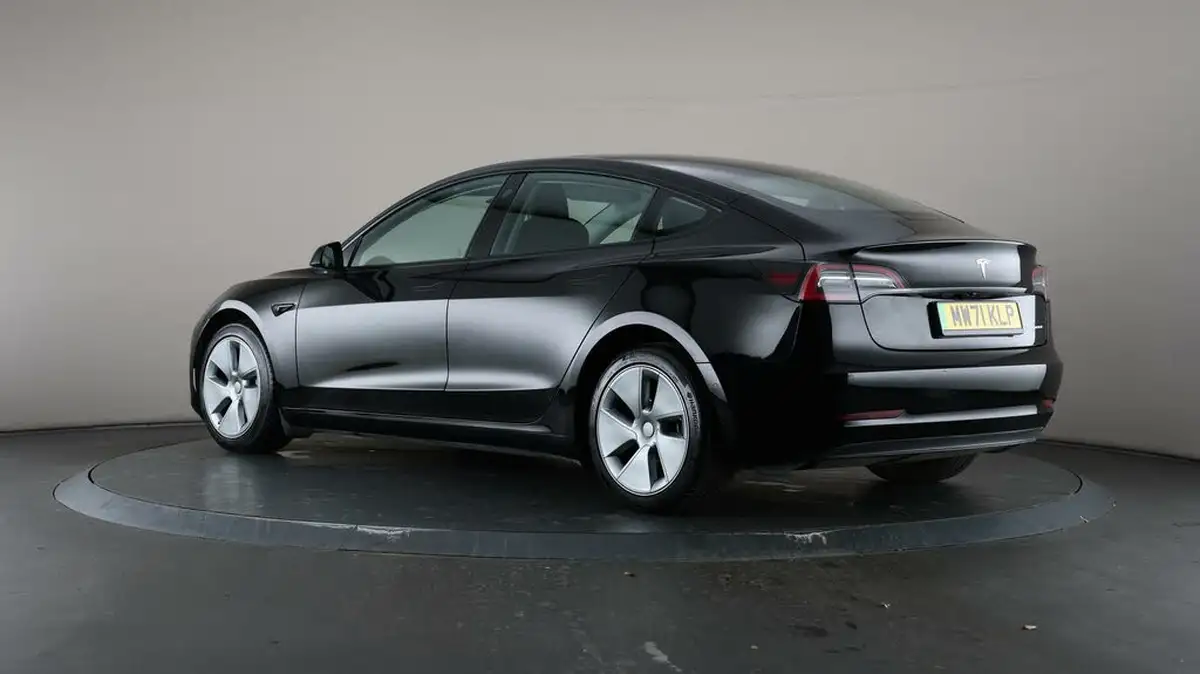 2021-tesla-model-3-e-long-range-awd-big-73