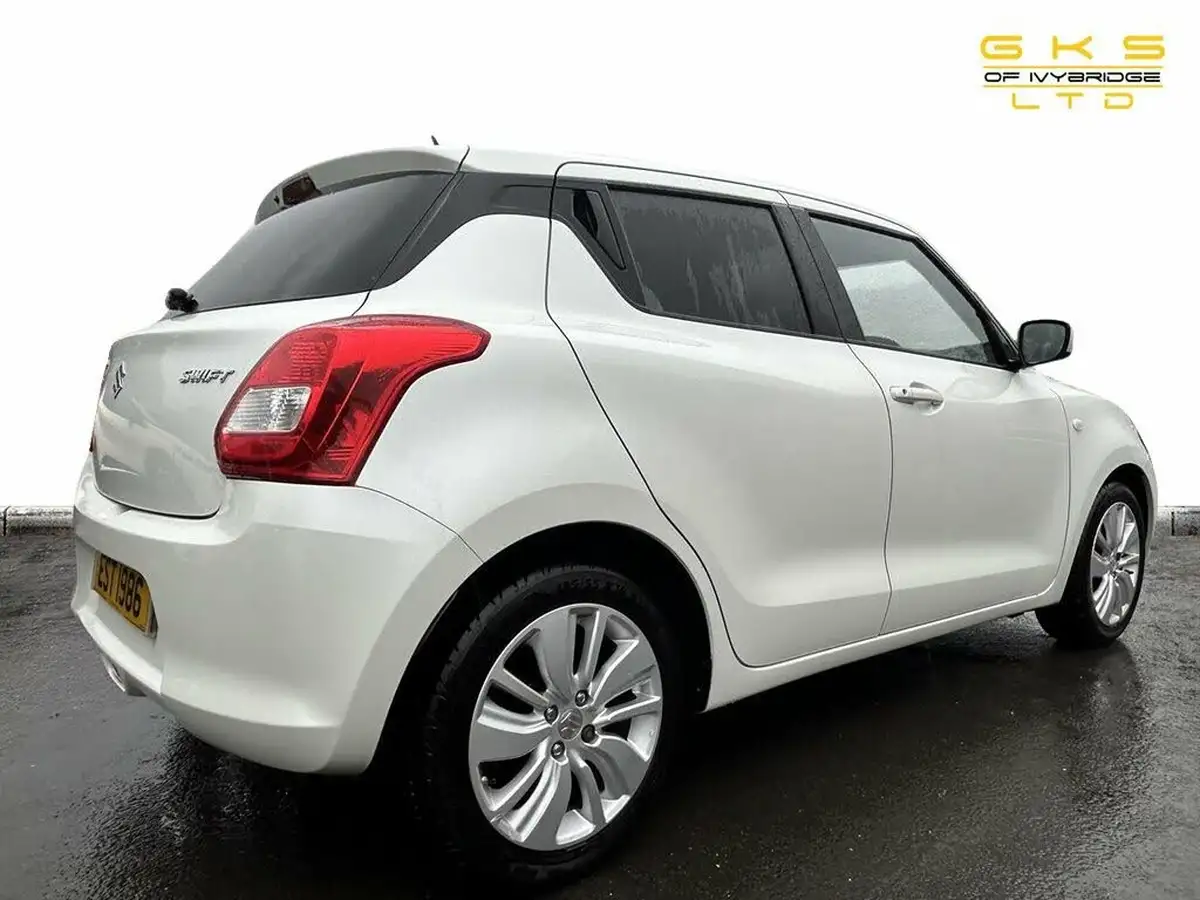 2018-suzuki-swift-10-boosterjet-sz-t-111ps-big-10