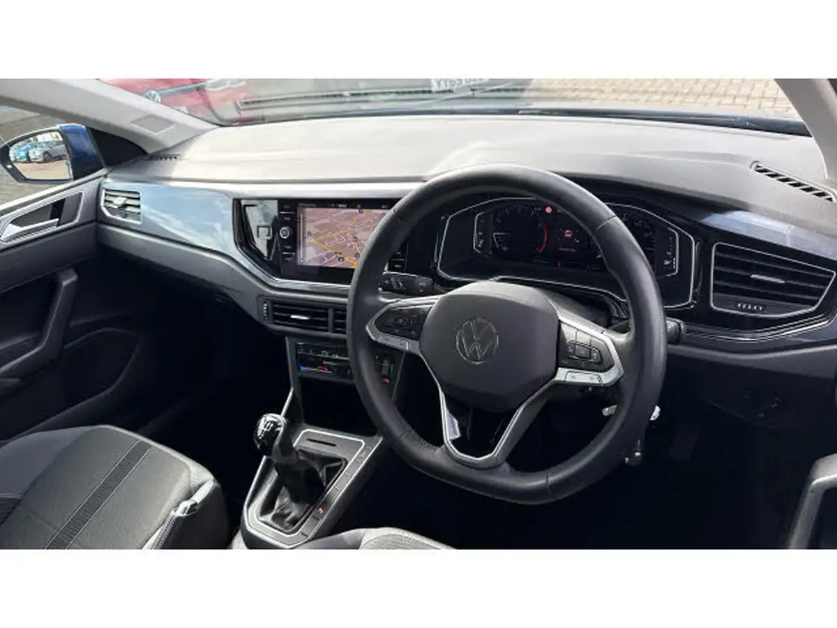 2022-volkswagen-polo-10-tsi-style-big-5