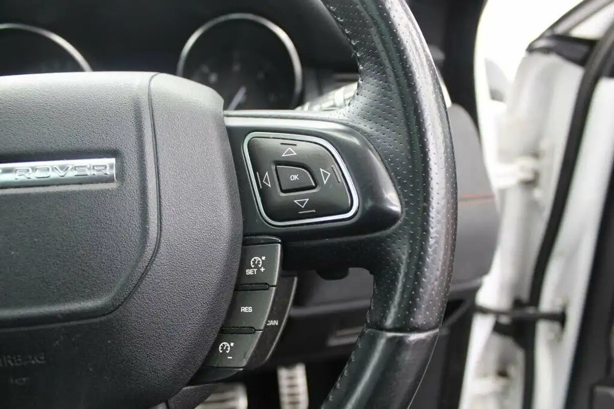 2013-land-rover-range-rover-evoque-22td-dynamic-hatchback-5d-auto-big-38