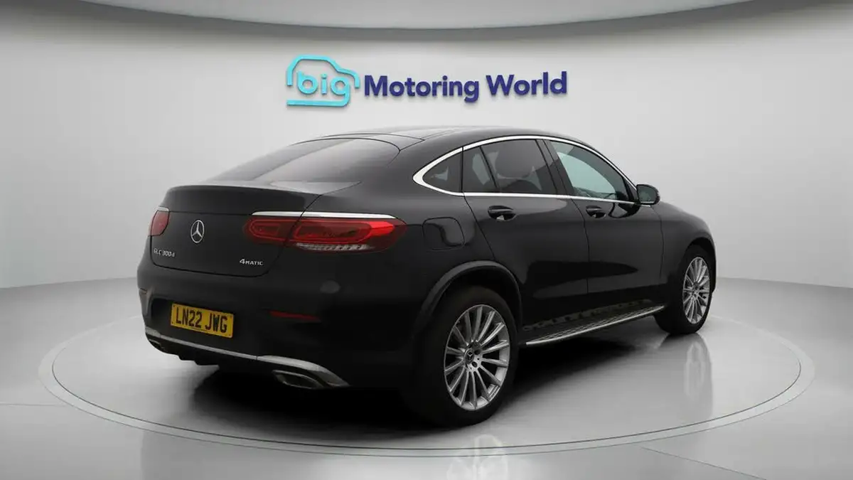 2022-mercedes-benz-glc-class-20d-glc300d-amg-line-premium-244ps-coupe-4d-1950cc-big-7
