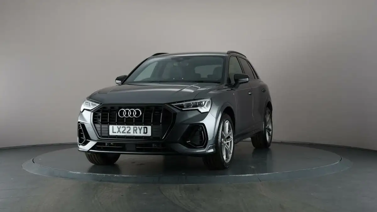 2022-audi-q3-15-35-tfsi-black-edition-codcomfort-sound-pack-station-wagon-big-42