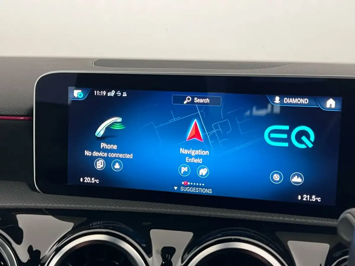 2020-mercedes-benz-a-class-13-a250e-amg-line-executive-hatchback-5d-big-25