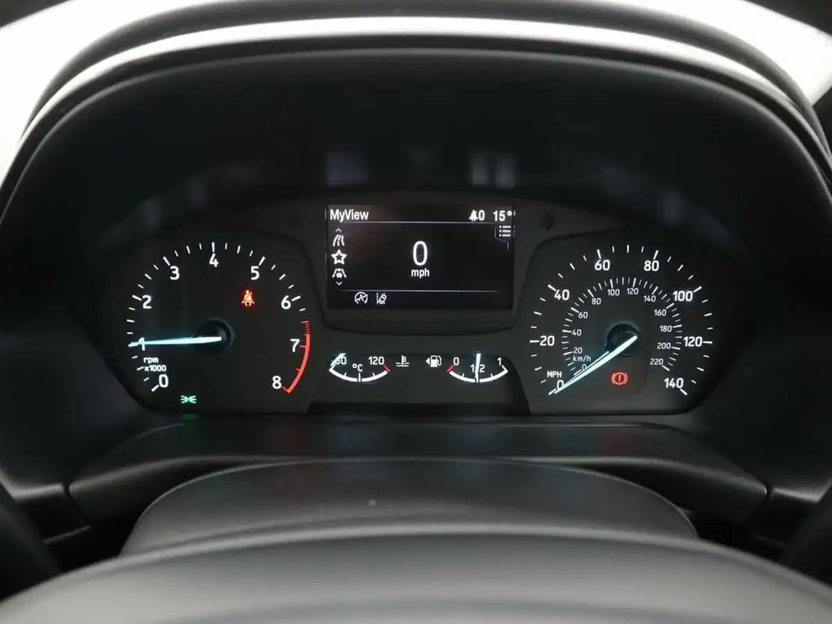 2019-ford-fiesta-10t-zetec-5d-big-10