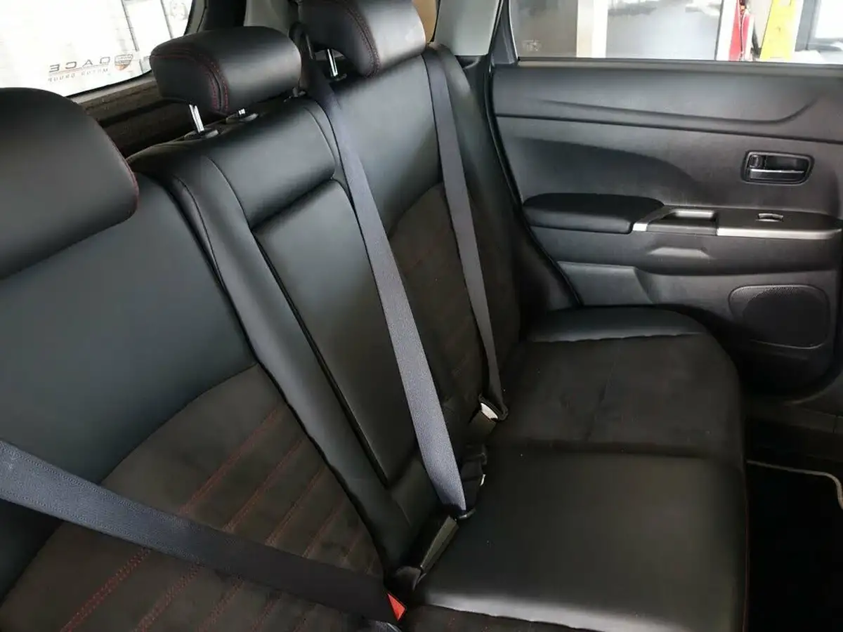 2018-mitsubishi-asx-16-4-big-13